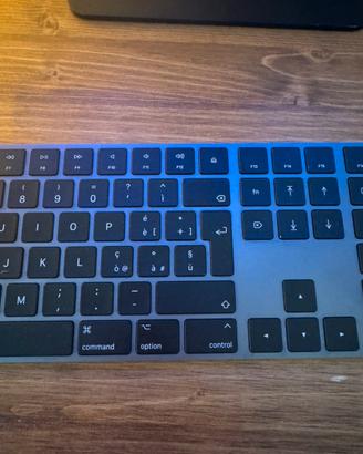 Keyboard apple