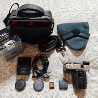 Panasonic Lumix GX7 con obiettivo Lumix 14-140