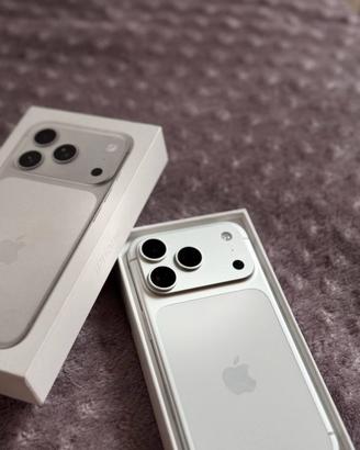 Iphone 17 PRO 256GB Argento
