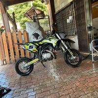 Pit Bike ApolloRXF 125cc 4t, 14/12