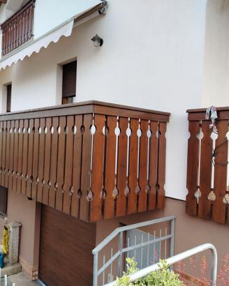 Tavole in legno usate per terrazza