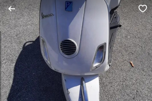 Vespa 50 L x