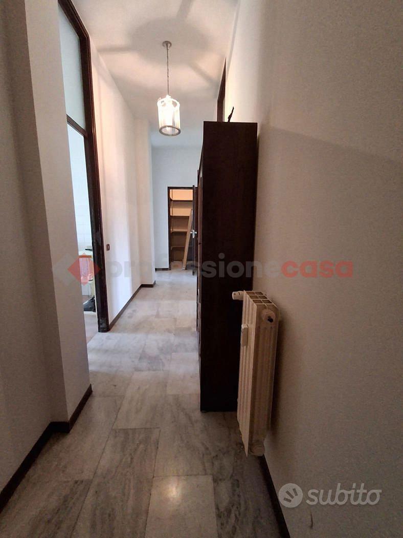Apartment in Cerro Maggiore, Milano - Vista 3
