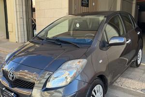 Toyota Yaris 1.4 D-4D DPF 5 porte Sol