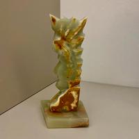 Scultura in onice verde