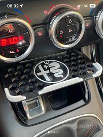 Porta  cellulare per Alfa Romeo Giulietta