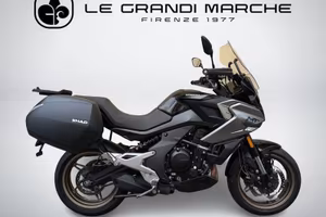CFMOTO 700MT