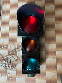 Semaforo grande funzionante