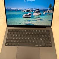 MacBook Pro 14" M4 • 16GB/512GB • Magic Mouse