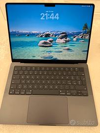 MacBook Pro 14" M4 • 16GB/512GB • Magic Mouse