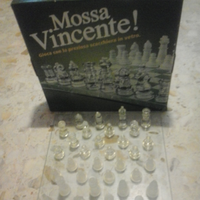 Gioco scacchi in vetro