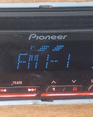 Pioneer DEH-S autoradio con C D e presa USB MUSICA