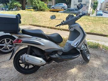 scooter beverly 250