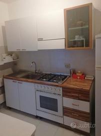 CUCINA BIANCA CON TRASPORTO 