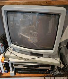 Lotto TV + Videoregistratore + Decoder Satellitare