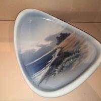 Soprammobile in porcellana danese