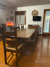 tavolo in legno per taverna 