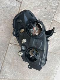 Faro Anteriore  destro lancia ypsilon 2serie