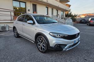 Fiat Tipo 1.5 Hybrid DCT 5 porte Cross