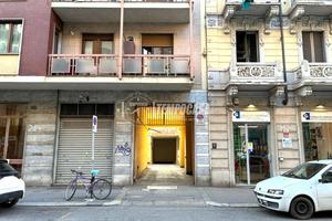 GARAGE DOPPIO/ MAGAZZINO IN CORSO VERCELLI 105