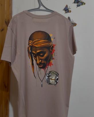 T-shirt con grafica stile hip-hop vintage