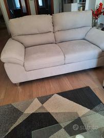 divano 2 posti come nuovo