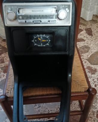 Console e autoradio fordfiesta  anno 1979 original