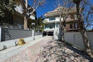 APPARTAMENTO DI PREGIO SUL MARE