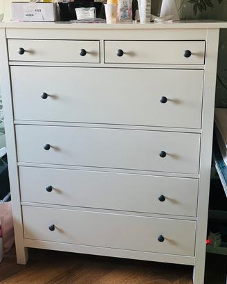 Cassettiera Ikea Hemnes