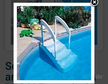 Scala interna amovibile in resina per piscina