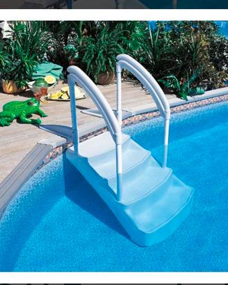 Scala interna amovibile in resina per piscina