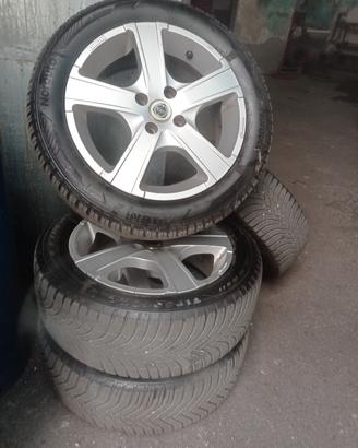 Cerchi in lega Momo R15 gomme Firestone4  season