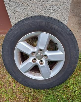 cerchi toyota rave4 gomme estive 