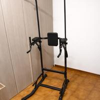 Torre multifunzione per trazioni,dip e addominali