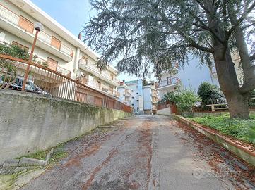 4 LOCALI A BARONISSI