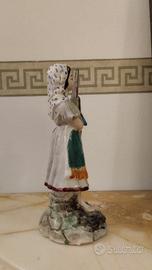 RARITA, porcellana, donna con pesce spada