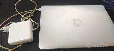 MacBook Pro 13” A1502 non funzionante