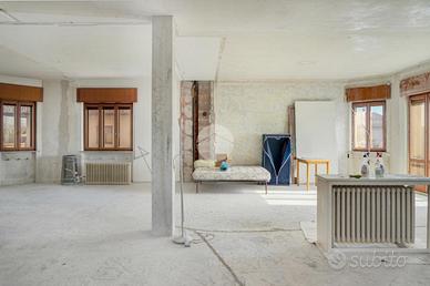 5 LOCALI A SAN MARTINO BUON ALBERGO