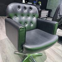 Poltrona capitonnè + pompa idraulica nuova