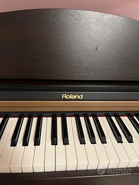 Pianoforte Roland