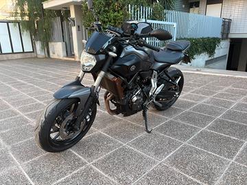 YAMAHA MT07 - ABS