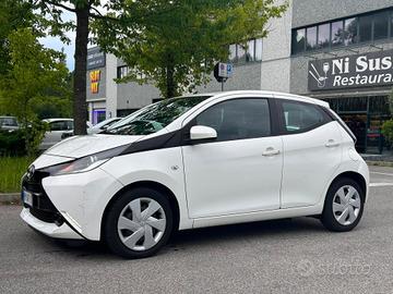 Toyota Aygo 1.0 VVT-i Automatico 5 Porte/ Bluetoot