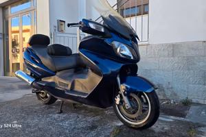 Suzuki burgman 650 executive del marzo 2006 ABS -