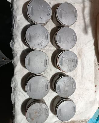 Pistoni e valvole Ferrari 250