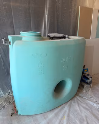 Cisterna 1000L + Pompa Autoclave