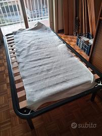 Letto rete a doghe e materasso ortopedico 