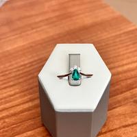 Anello oro, diamanti e smeraldi