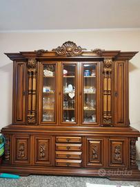 Mobile vetrina in legno massello