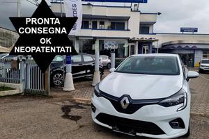 RENAULT Clio TCe 90 CV 5 porte Zen OK NEOPATENTA