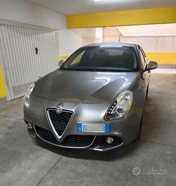 ALFA ROMEO GIULIETTA 1,6 JTDM 105 CV Esclusive